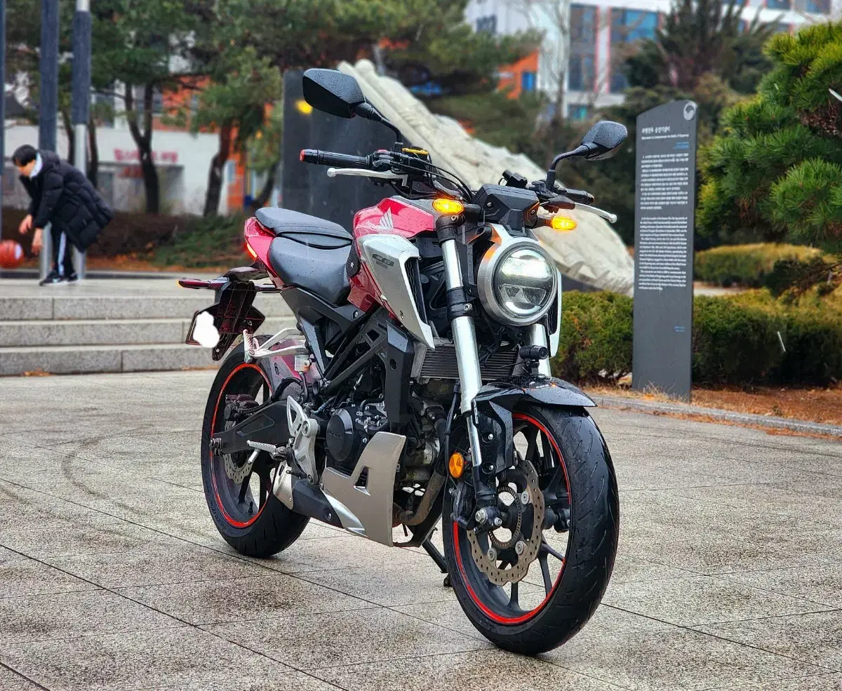 18년식.필링A급 cb125r.abs차량.판매